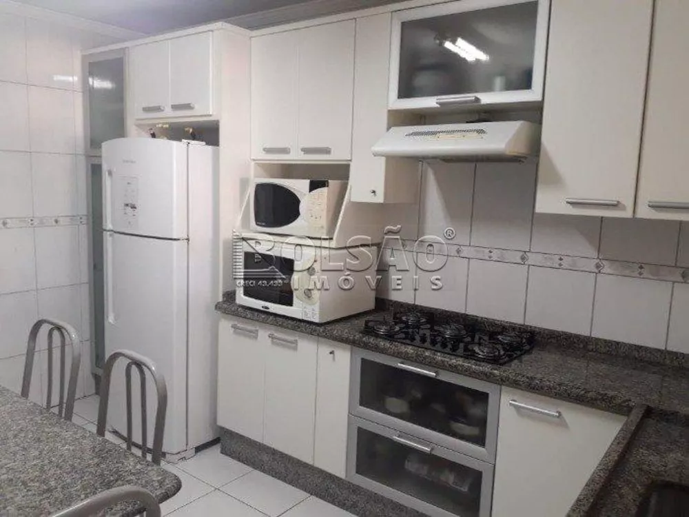 Sobrado à venda com 3 quartos, 110m² - Foto 1