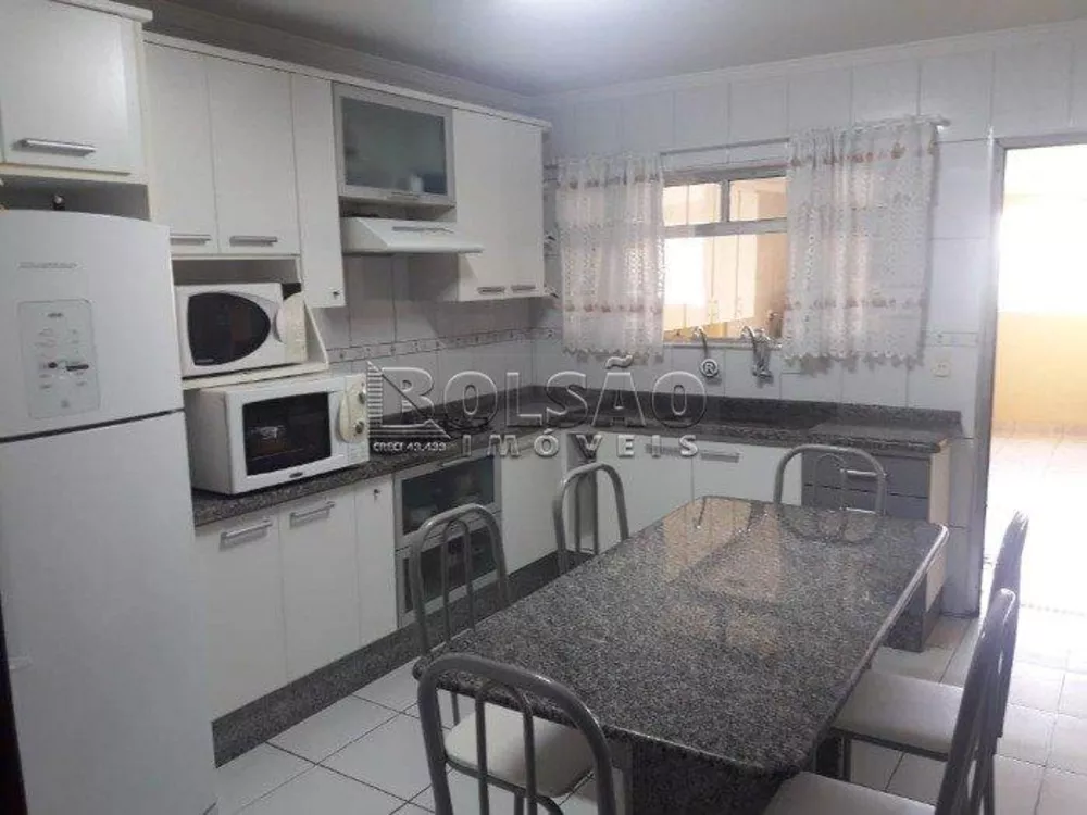 Sobrado à venda com 3 quartos, 110m² - Foto 2