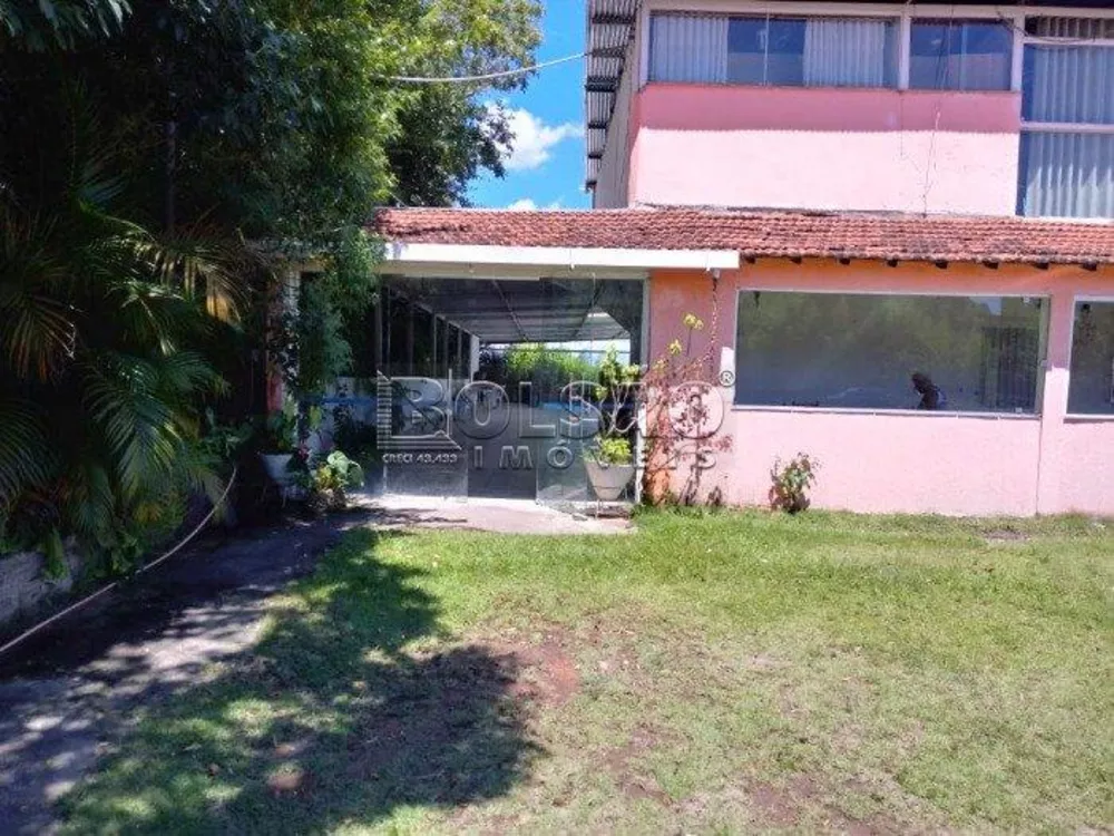 Casa à venda com 5 quartos, 400m² - Foto 1