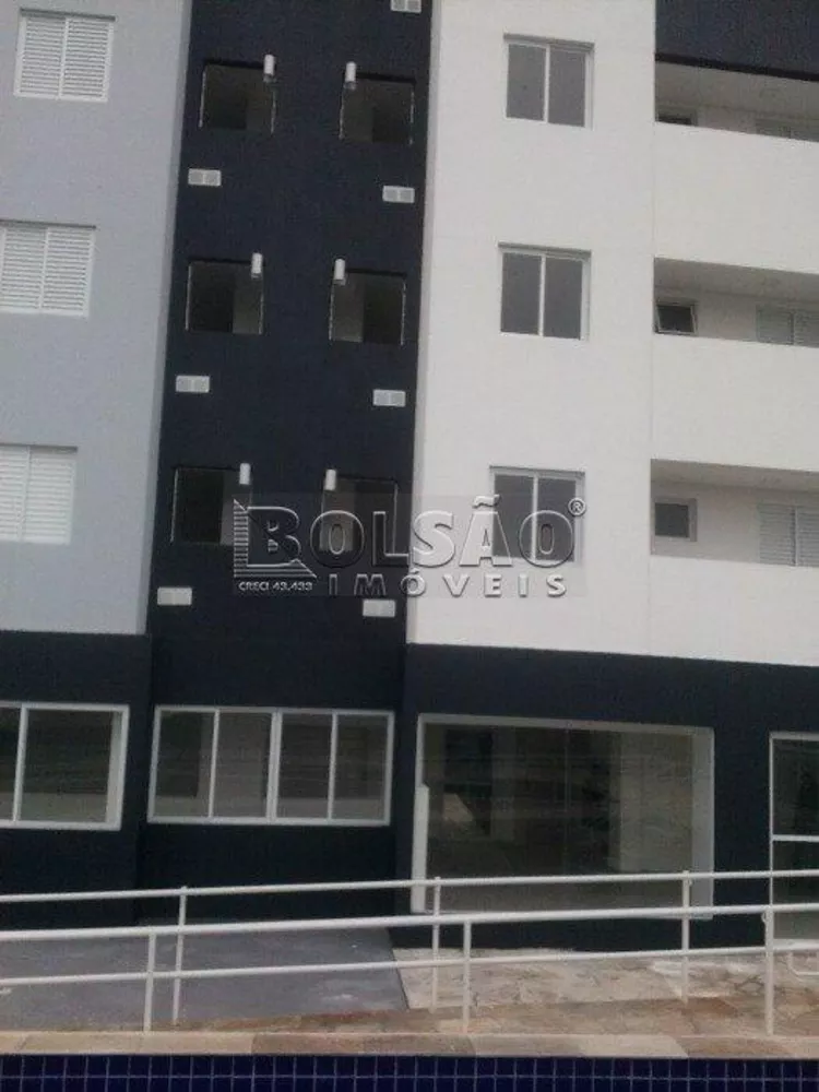 Apartamento à venda com 2 quartos, 60m² - Foto 1