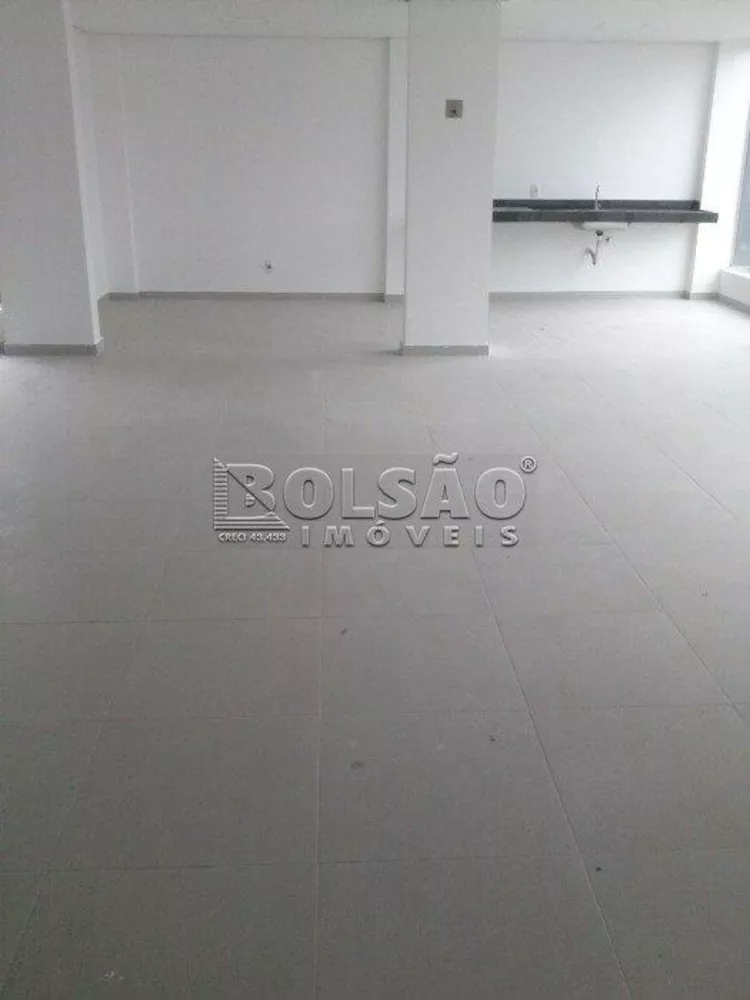 Apartamento à venda com 2 quartos, 60m² - Foto 17