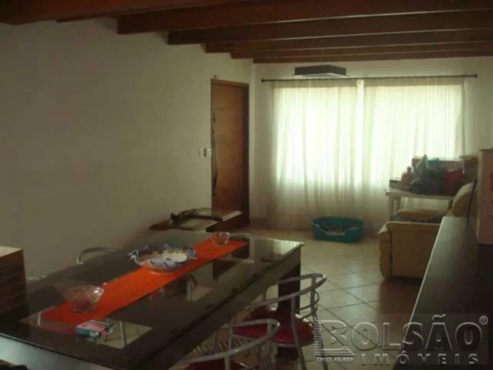 Casa, 3 quartos, 260 m² - Foto 10