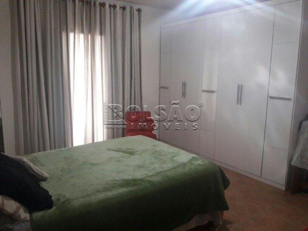 Sobrado, 3 quartos, 253 m² - Foto 1