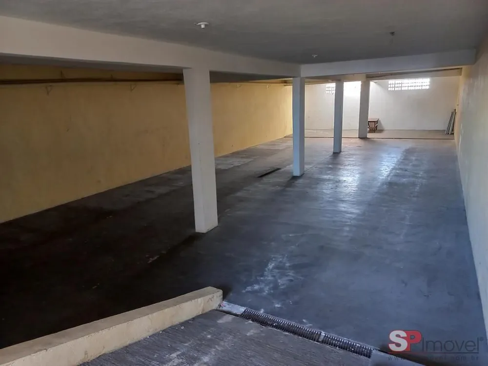 Depósito-Galpão, 670 m² - Foto 1