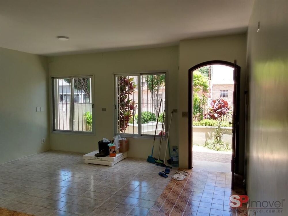 Casa, 3 quartos, 180 m² - Foto 1