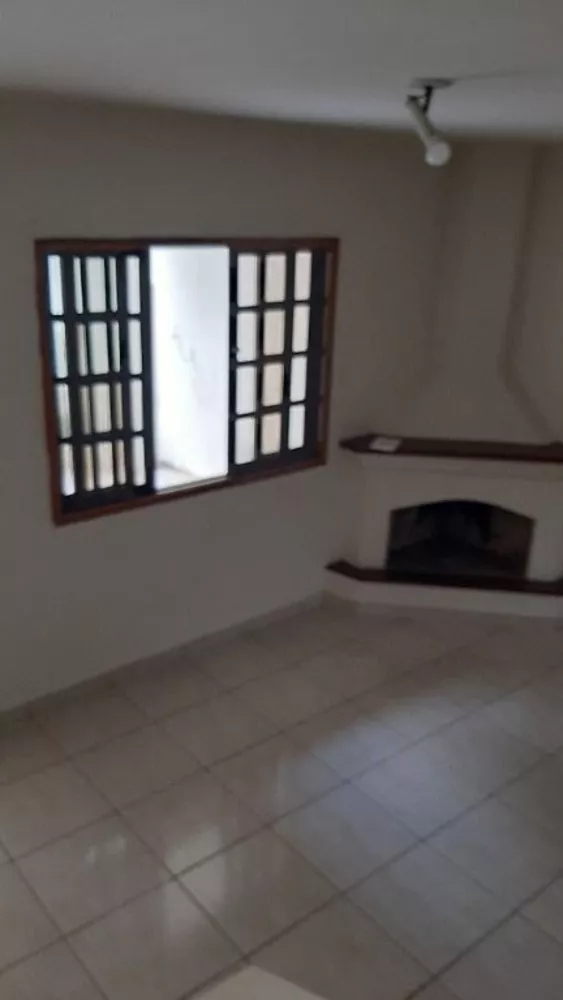 Sobrado para alugar com 4 quartos, 200m² - Foto 4