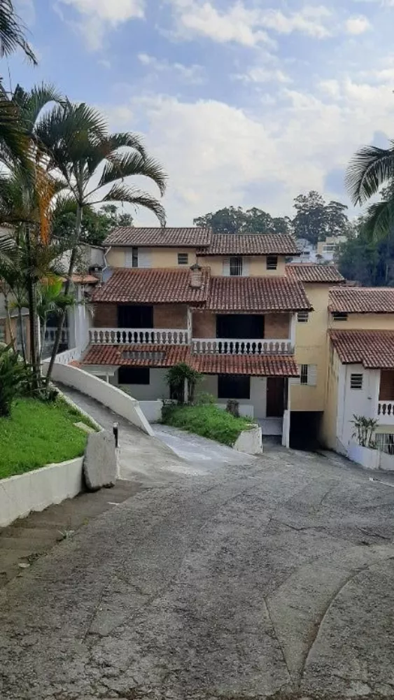 Sobrado para alugar com 4 quartos, 200m² - Foto 1