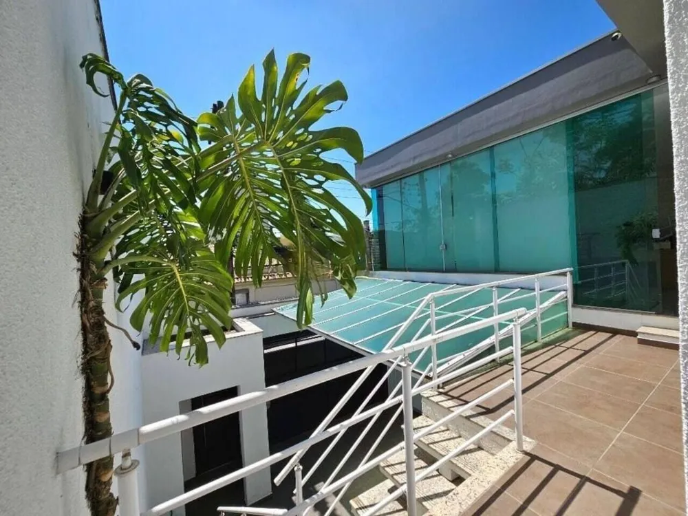 Casa, 4 quartos, 220 m² - Foto 2