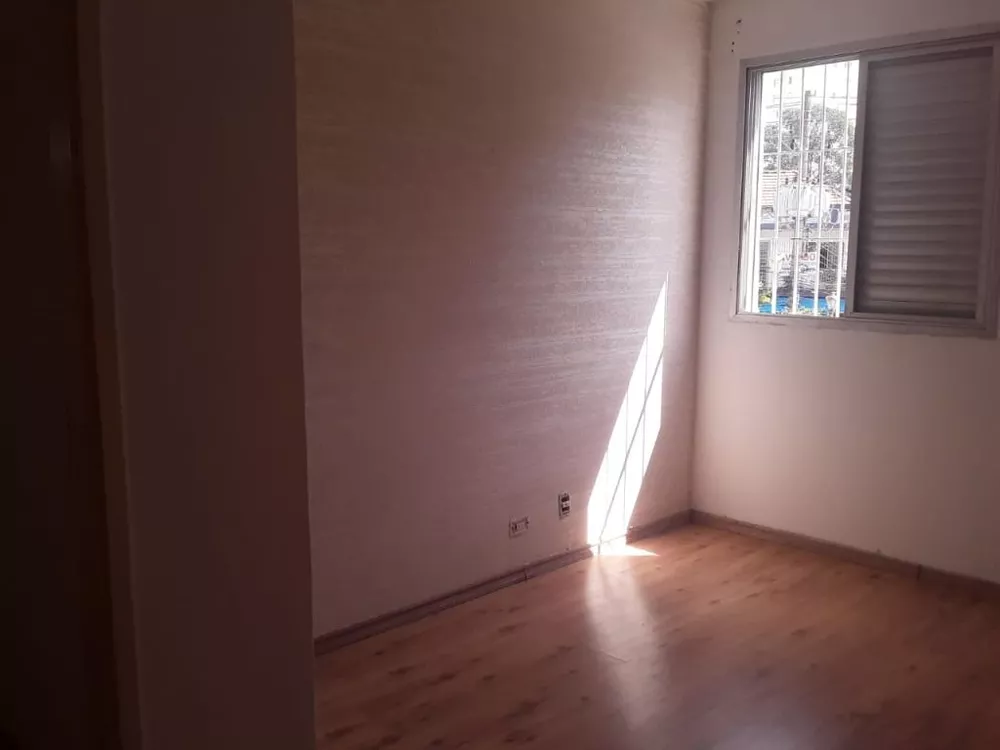 Apartamento à venda com 2 quartos, 60m² - Foto 12