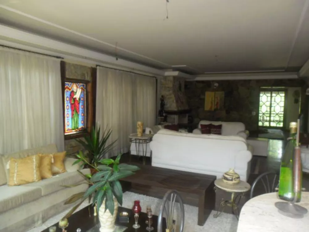 Sobrado, 3 quartos, 970 m² - Foto 2