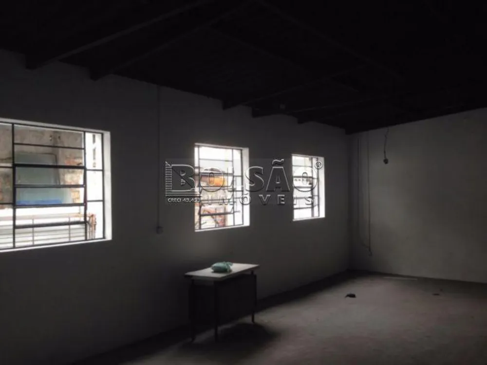 Casa, 2 quartos, 200 m² - Foto 2