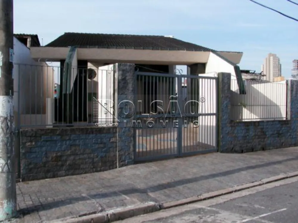 Sobrado, 3 quartos, 437 m² - Foto 1