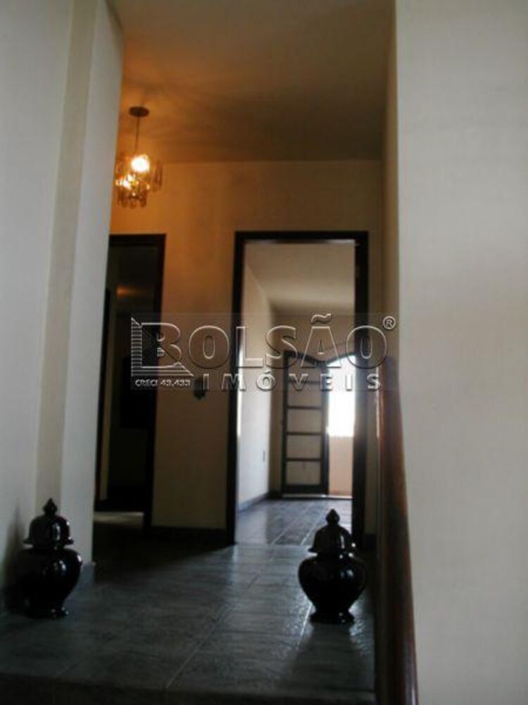 Sobrado, 3 quartos, 437 m² - Foto 2