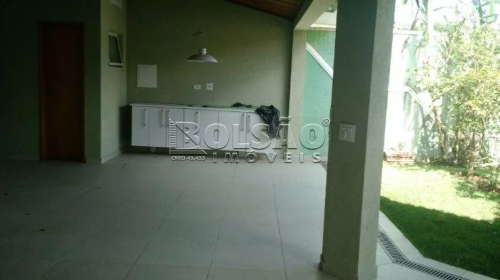 Casa à venda com 4 quartos, 250m² - Foto 2