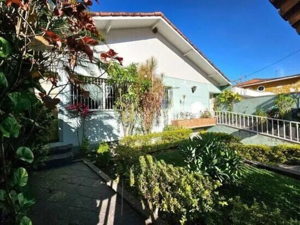 Casa, 3 quartos, 238 m² - Foto 1