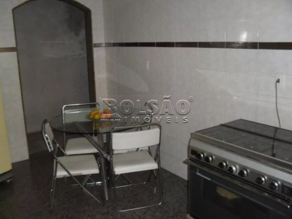 Sobrado à venda com 5 quartos, 300m² - Foto 25