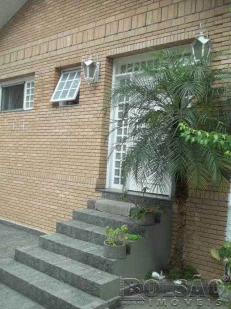 Casa, 3 quartos, 220 m² - Foto 2