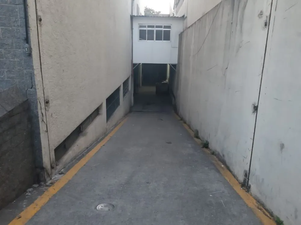 Depósito-Galpão, 2350 m² - Foto 2