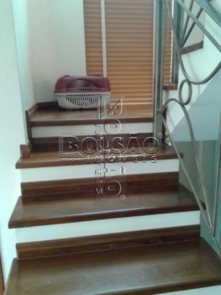 Sobrado, 3 quartos, 287 m² - Foto 1