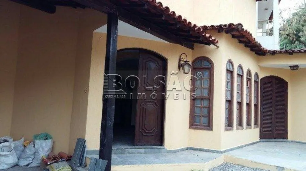 Casa, 3 quartos, 232 m² - Foto 1