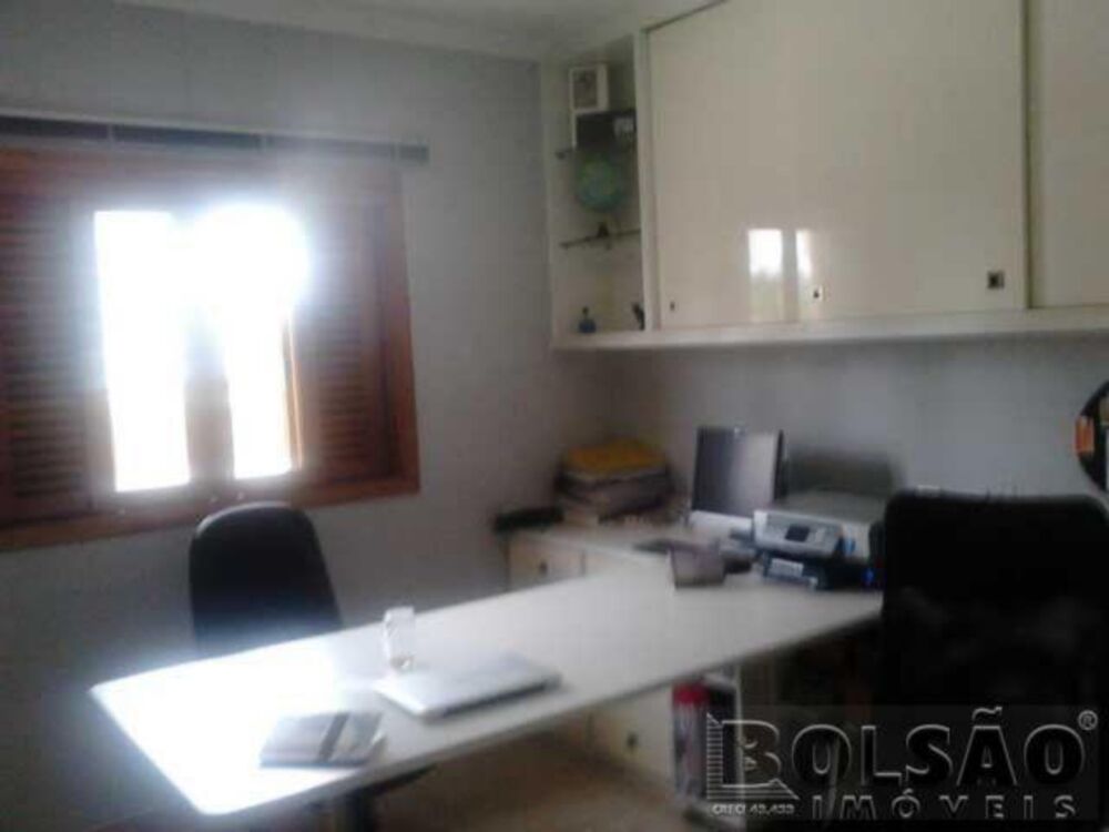 Casa, 4 quartos, 380 m² - Foto 1