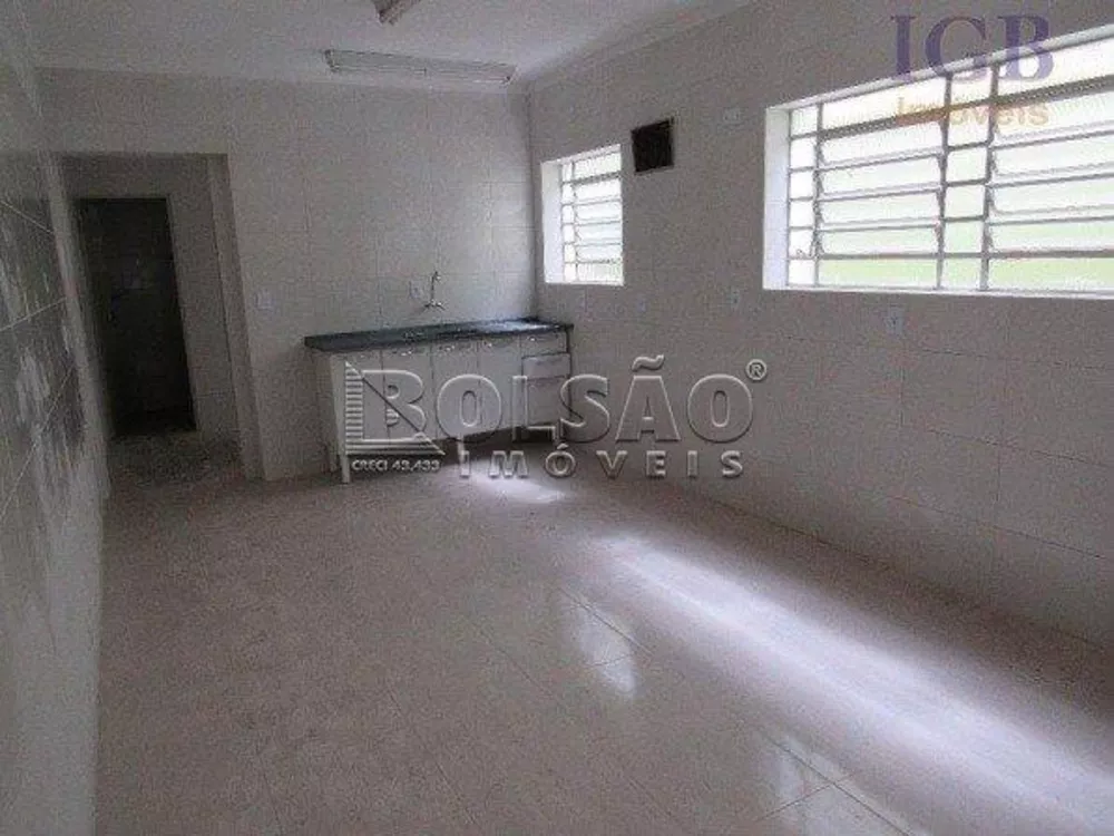 Sobrado à venda com 2 quartos, 208m² - Foto 2