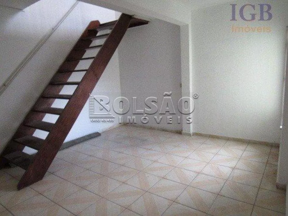 Sobrado à venda com 2 quartos, 208m² - Foto 7