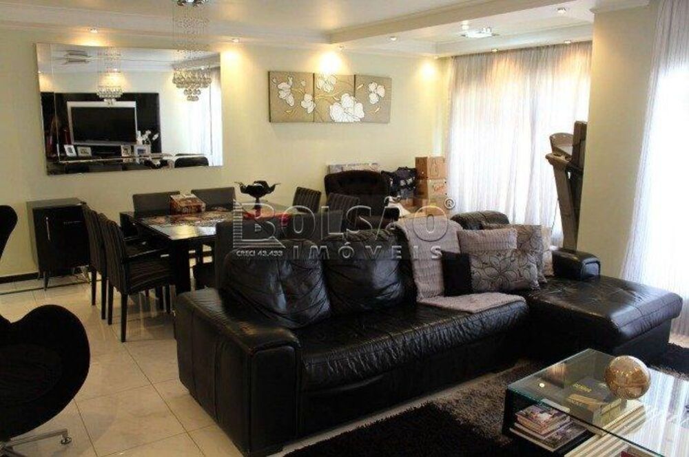 Casa, 3 quartos, 210 m² - Foto 1