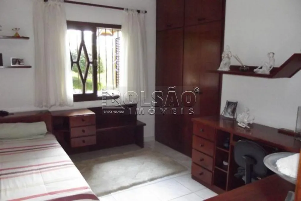 Casa, 3 quartos, 250 m² - Foto 4