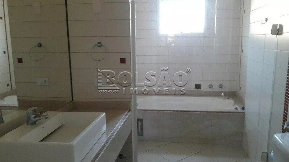 Sobrado, 4 quartos, 600 m² - Foto 2