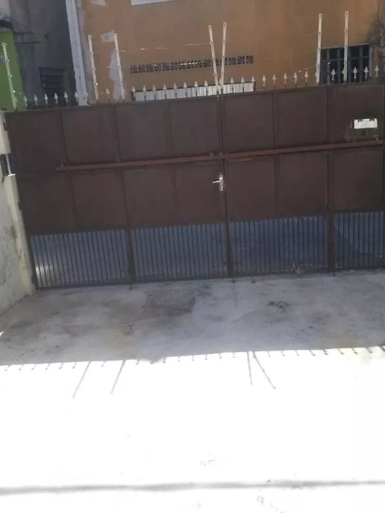 Sobrado à venda com 3 quartos, 240m² - Foto 4