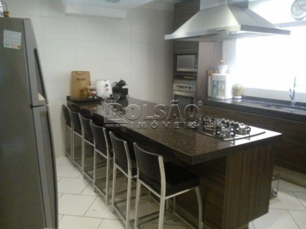 Sobrado, 3 quartos, 250 m² - Foto 2
