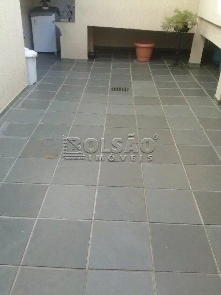 Sobrado à venda com 2 quartos, 230m² - Foto 2