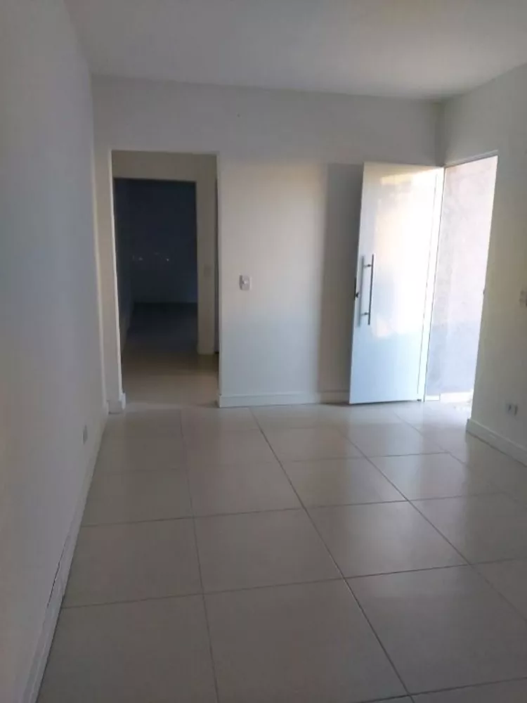 Casa à venda com 3 quartos, 137m² - Foto 4