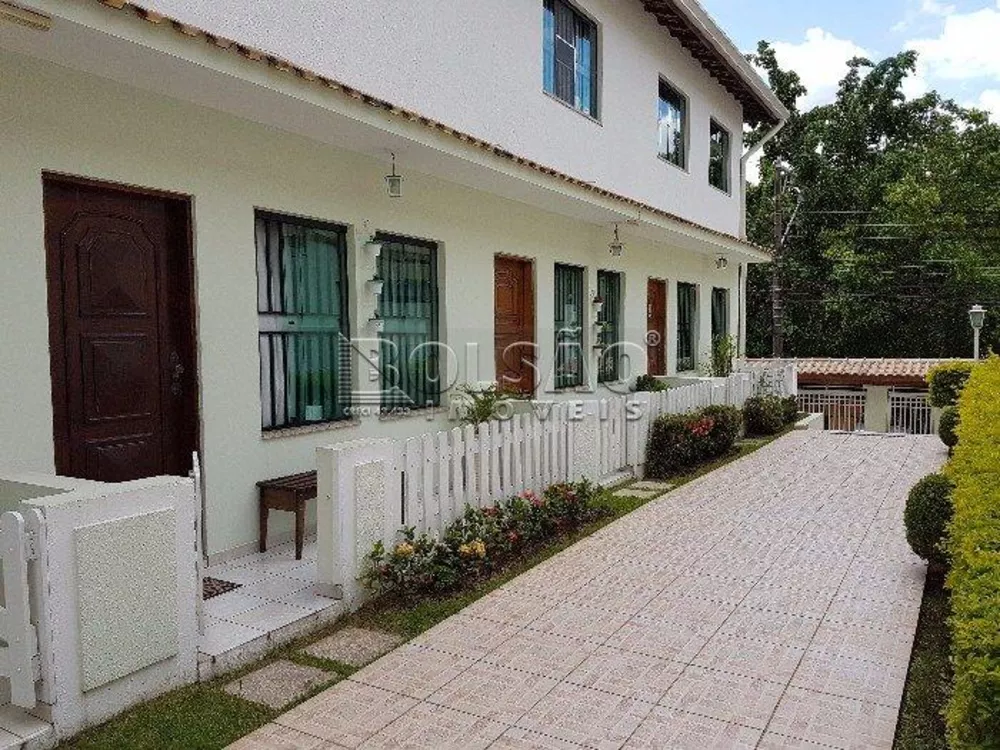 Casa à venda com 3 quartos, 118m² - Foto 2