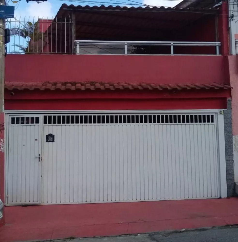 Sobrado à venda com 2 quartos, 100m² - Foto 1