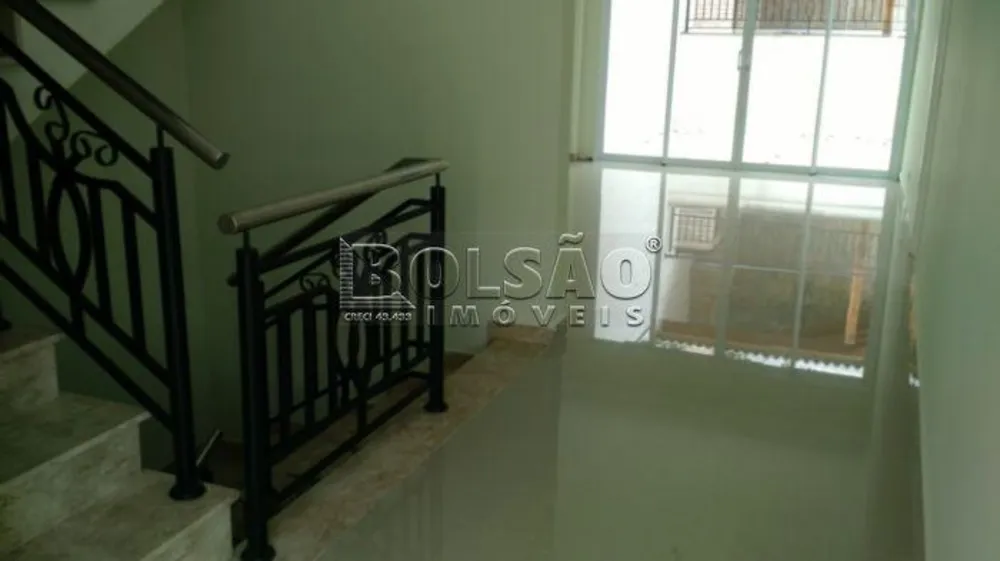 Casa, 4 quartos, 380 m² - Foto 2