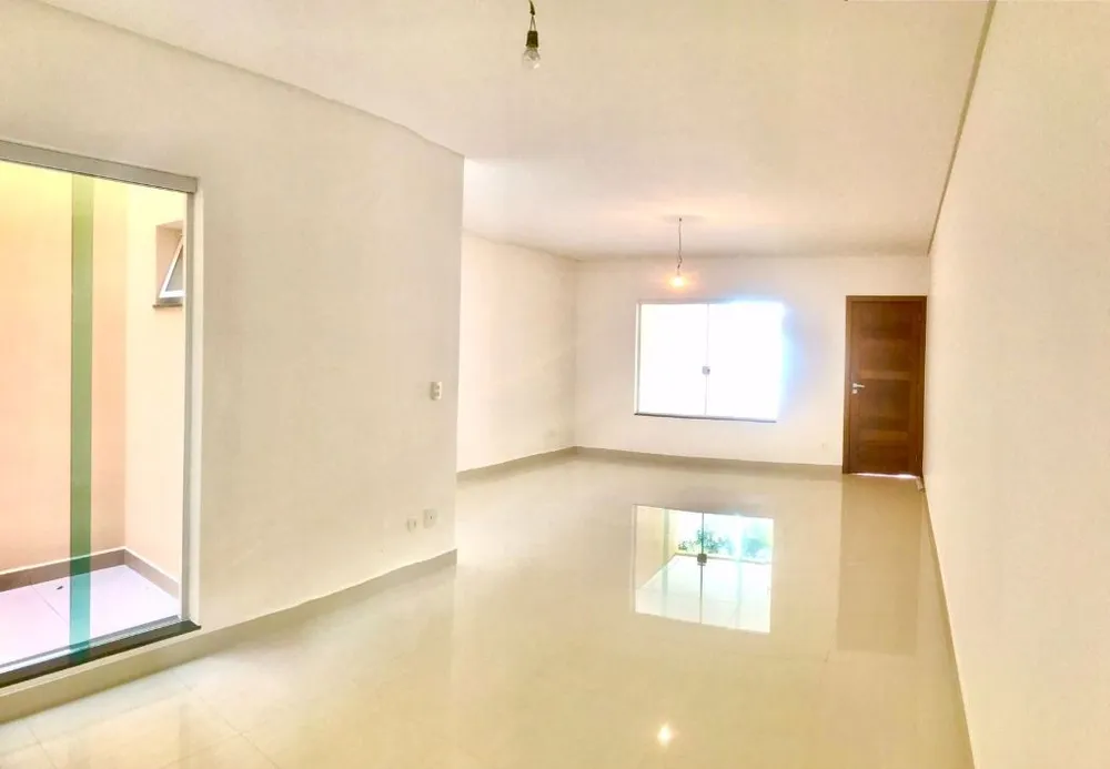 Sobrado, 3 quartos, 180 m² - Foto 1