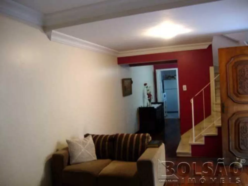 Sobrado à venda com 3 quartos, 160m² - Foto 1