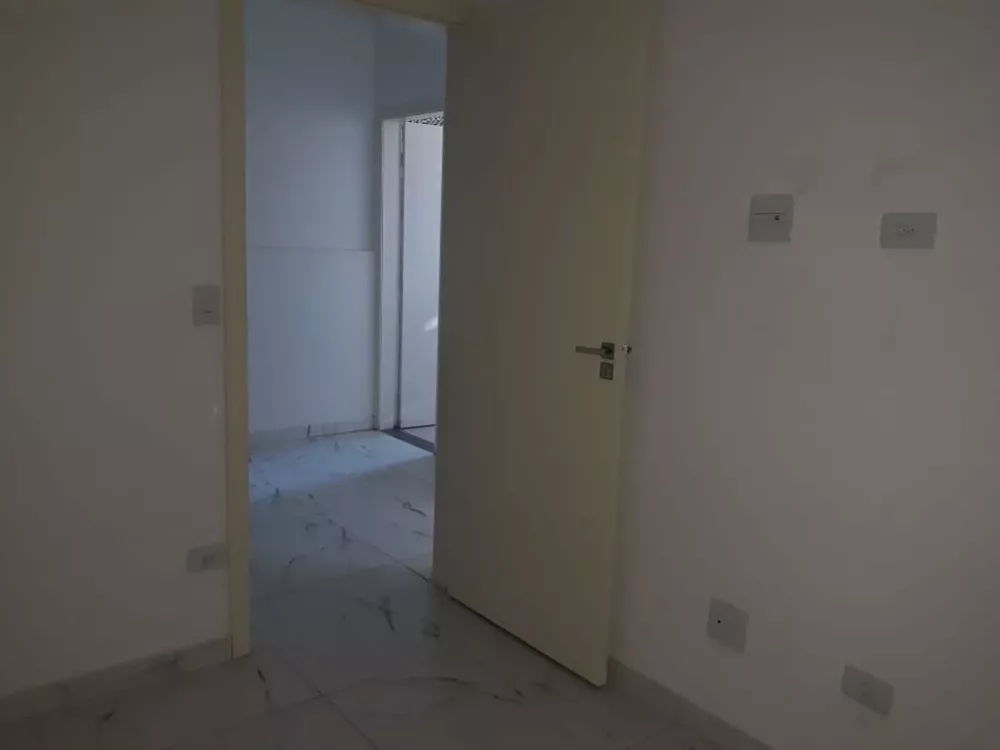 Apartamento para alugar com 2 quartos, 40m² - Foto 10