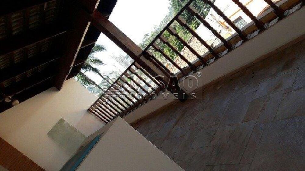 Sobrado, 5 quartos, 302 m² - Foto 2