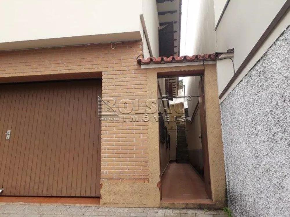 Casa para alugar com 4 quartos, 350m² - Foto 4