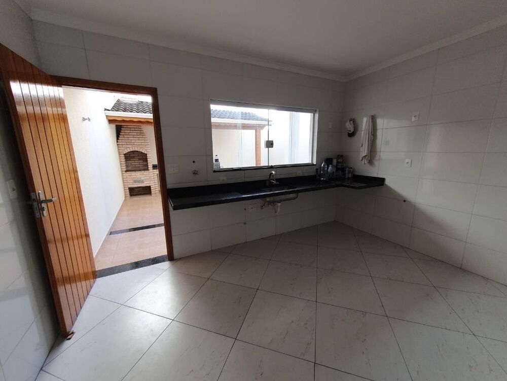 Sobrado, 3 quartos, 200 m² - Foto 1