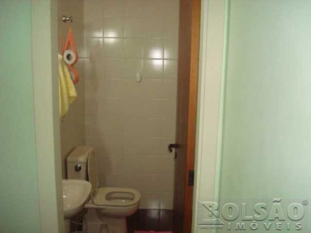Sobrado à venda com 3 quartos, 280m² - Foto 2