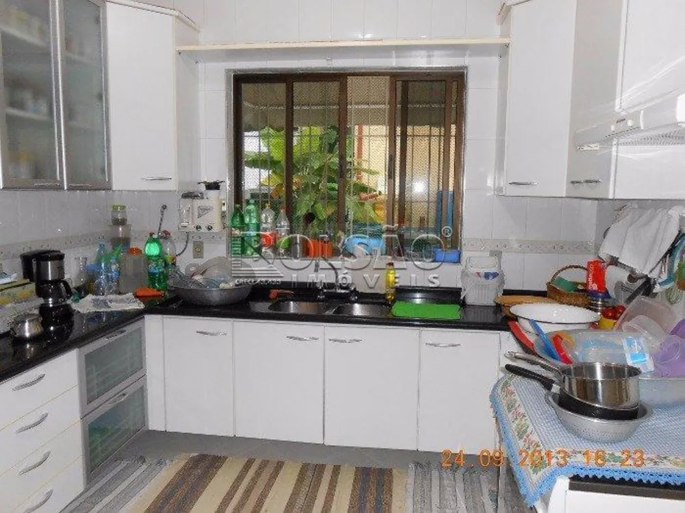 Sobrado, 4 quartos, 352 m² - Foto 1