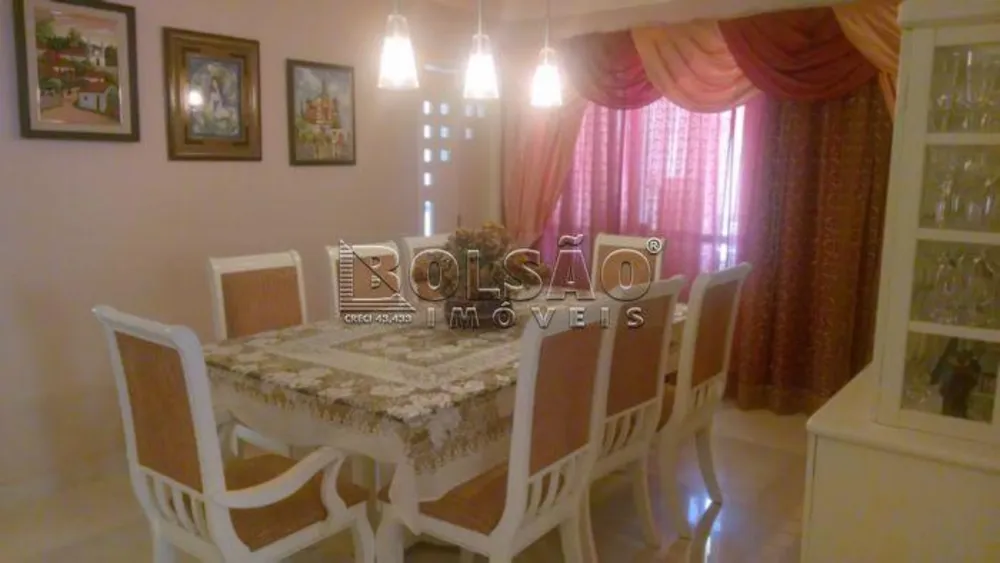 Casa, 4 quartos, 384 m² - Foto 2