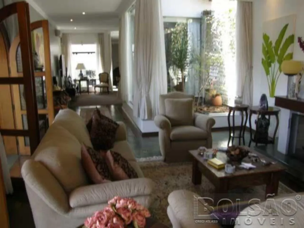 Casa, 4 quartos, 740 m² - Foto 1
