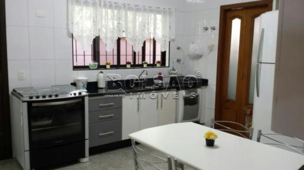 Casa, 3 quartos, 440 m² - Foto 3