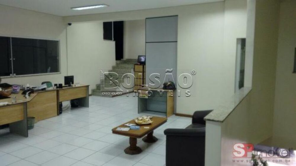 Depósito-Galpão, 700 m² - Foto 2