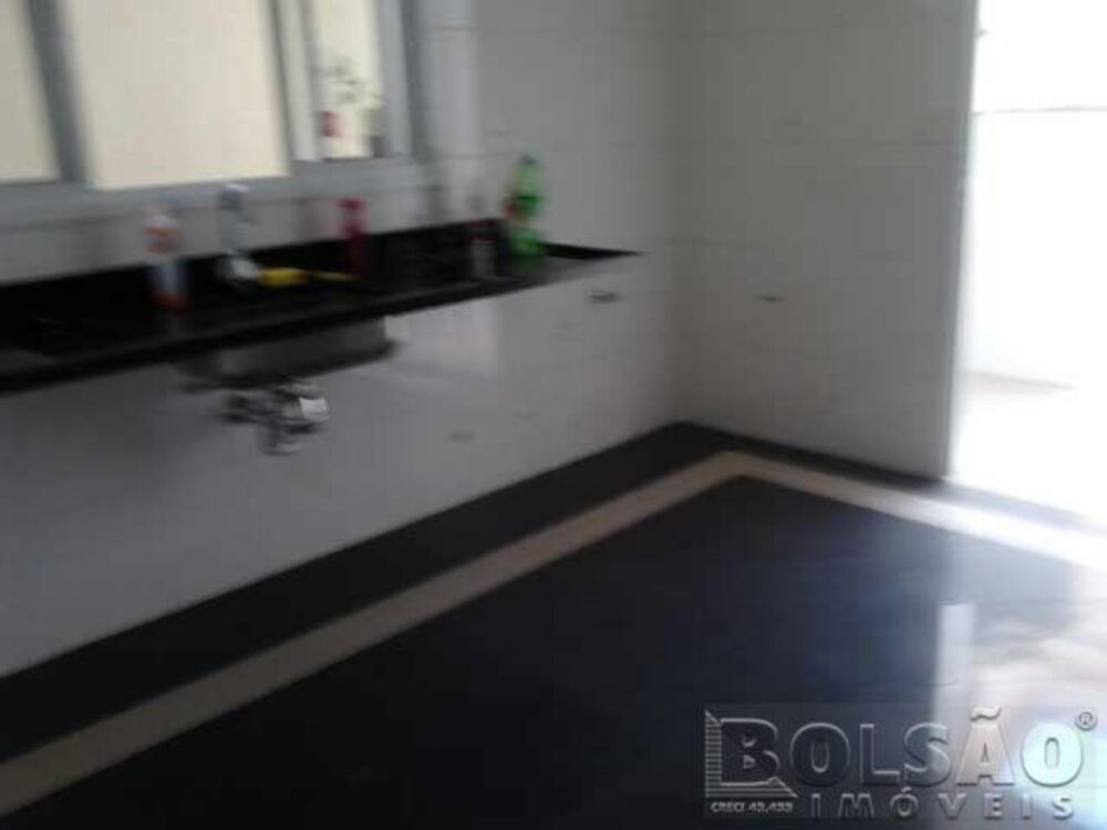 Sobrado, 3 quartos, 210 m² - Foto 1